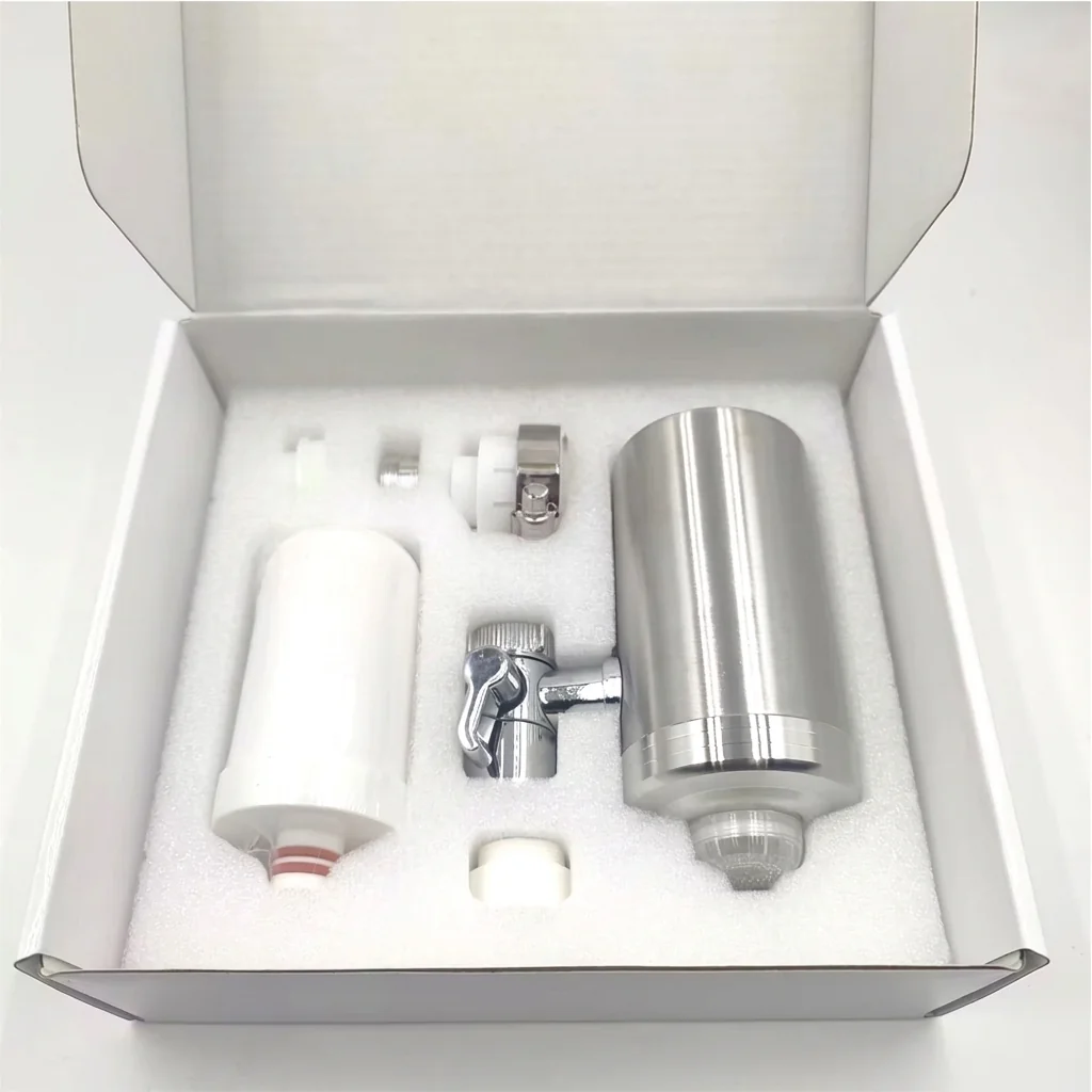 Contenu du coffret : filtre, vanne, cartouche et raccords